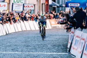 D. van Poppel auf dem Podium in Dwars door het Hageland Wanty Sieg Binche 300x200 - D. van Poppel auf dem Podium in Dwars door het Hageland