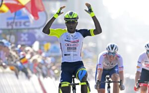 Biniam Girmay sprintet zum Sieg bei der Volta Valenciana B2B News Sieg Biniam Girmay Ghent Wevelgem e1648452446698 300x189 - Biniam Girmay sprintet zum Sieg bei der Volta Valenciana