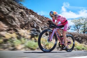 B2B News LucyCharles Hawaii 300x200 - Cube Factory Racing Saisonfinale 2025: Emotion und Spitzenleistung