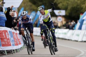 Florian Angert wird 5. bei der Ironman Weltmeisterschaft 230126 B2B News Sieg Trofeo Calvia 1500x1000 300x200 - Florian Angert wird 5. bei der Ironman Weltmeisterschaft