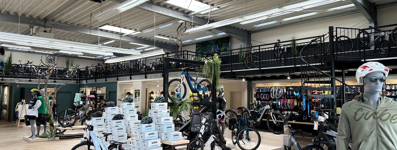 zu sehen ist der neue cube Store Schwäbisch Hall von innen