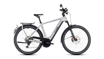 Zu sehen ist ein graues Cube Kathmandu Hybrid 45 E-Bike.